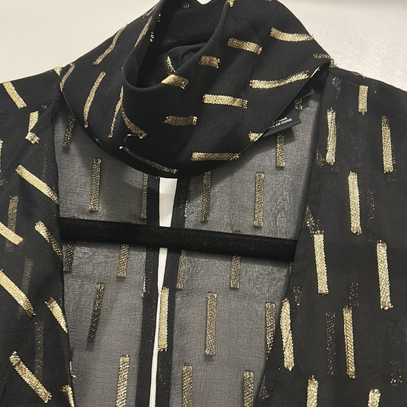Trouve black & gold blouse in size small - Picture 2 of 4